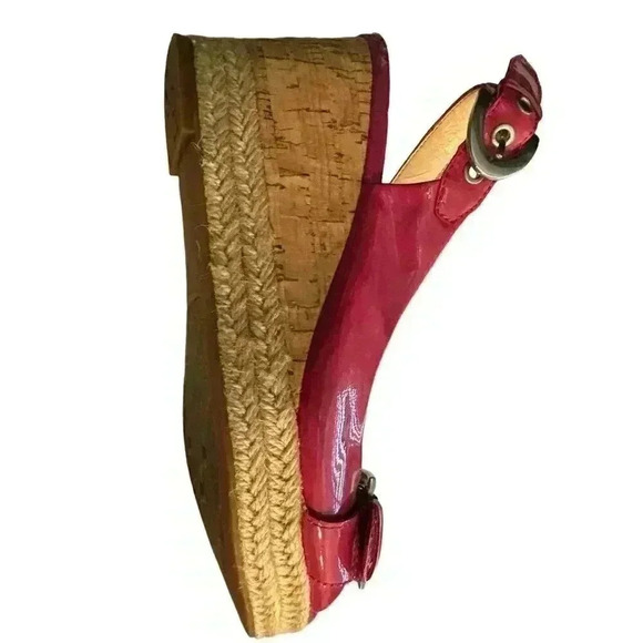 Franko Sarto Slingback Peep Toe Patent Leather Wedge Heels in Size 7M Pre-Owne - Picture 7 of 9